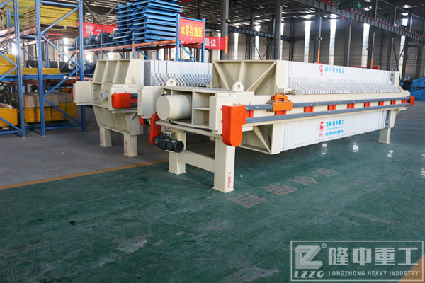 洛陽(yáng)隆中重工利用網(wǎng)絡(luò)拓寬廂式壓濾機(jī)的市場(chǎng)銷(xiāo)路