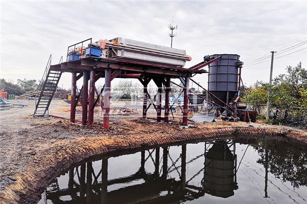 隆中污泥板框壓濾機(jī)價(jià)格經(jīng)濟(jì)實(shí)惠，處理洗沙尾礦真靠譜