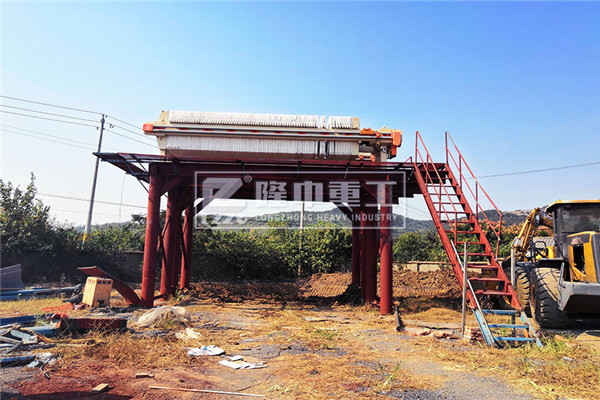 2019新廂式污泥壓濾機(jī)設(shè)備魅力當(dāng)代，環(huán)保節(jié)能兩不誤