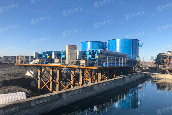 在廂式壓濾機(jī)工作中通常具有幾種液壓油進(jìn)入水中的條件？