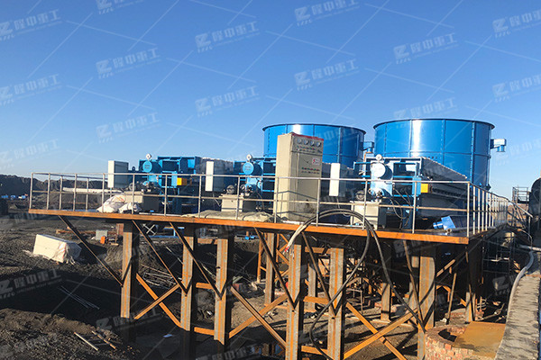 污泥板框壓濾機(jī)濾餅不能自主脫離原因是啥？